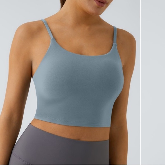 NWT HALARA Basic Padded Workout Cropped Tank Top in Subdued Blue Size Medium - Picture 2 of 8